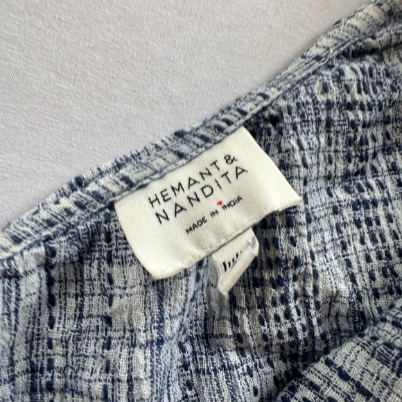 Hemant & Nandita Anthro Blue/White Red Boho Ruffled Embroidered Top Medium - Picture 4 of 5